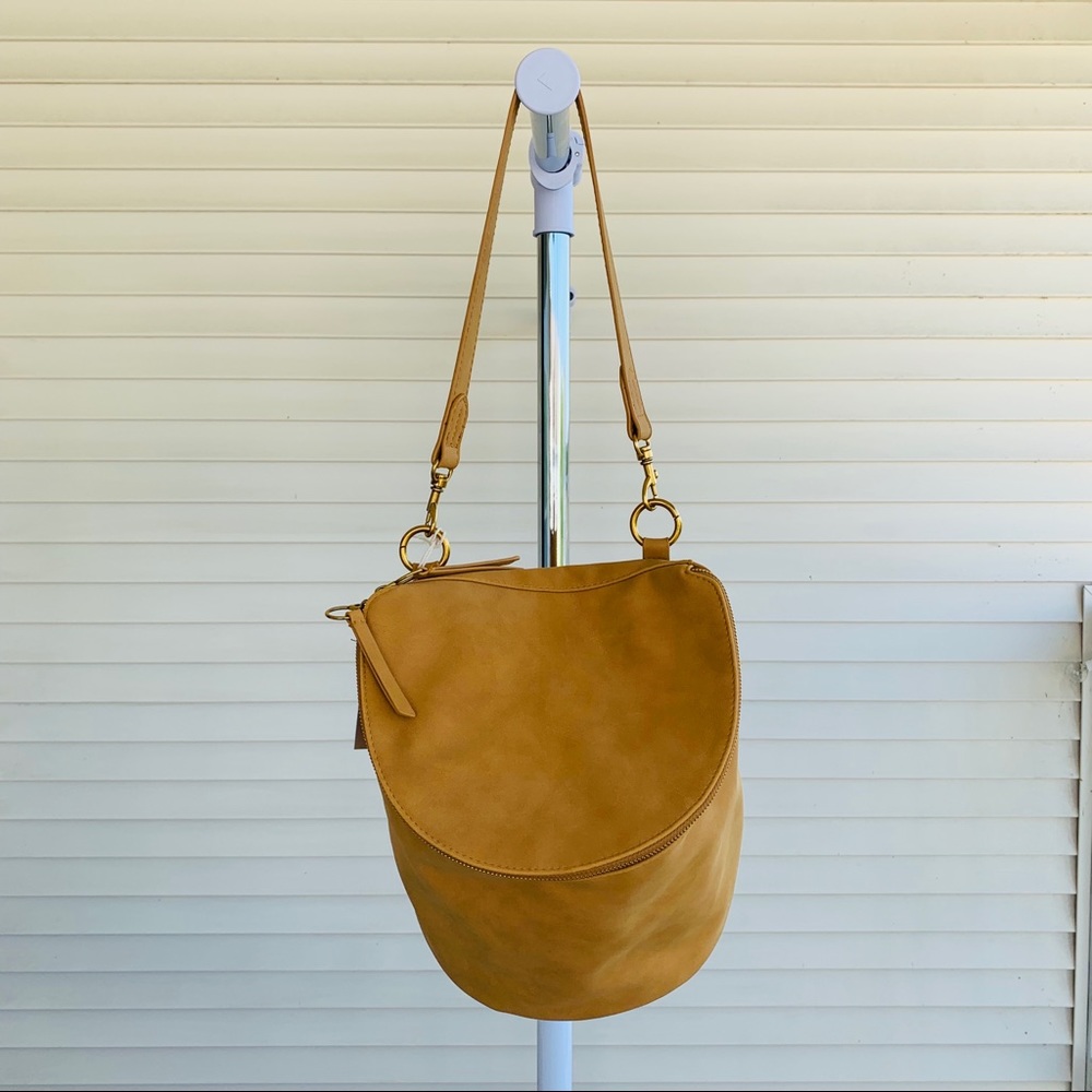 NWT Universal Thread Camel Suede Bucket Bag - Picture 3 of 8